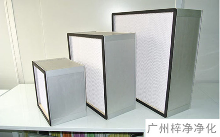 F-S有隔板中效空氣過濾器主要用于制藥、電子、食品廠房中潔凈/空調/通風系統(tǒng)的中級過濾。